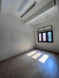 Teo Hong Road (D2), Office #568708331